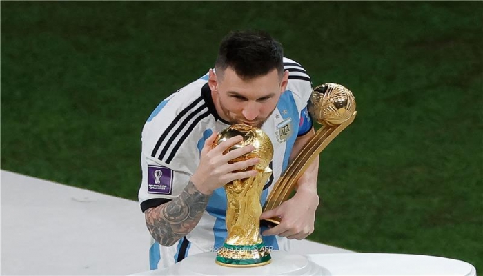 ميسي أفضل لاعب في