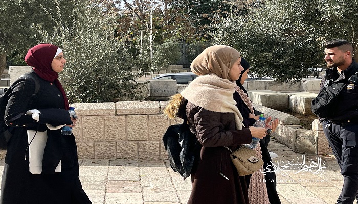 الاحتلال يعتقل ثلاث