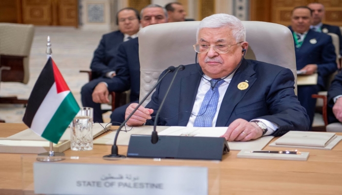 الرئيس عباس:  ندعو لعدم التعامل مع أية حكومة إسرائيلية لا تعترف بمبادئ الشرعية الدولية
