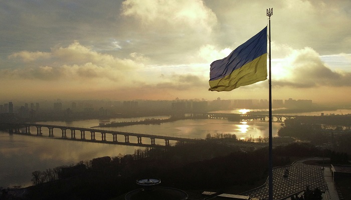 ارتفاع عدد الدول التي طالبت مواطنيها بمغادرة أوكرانيا 

