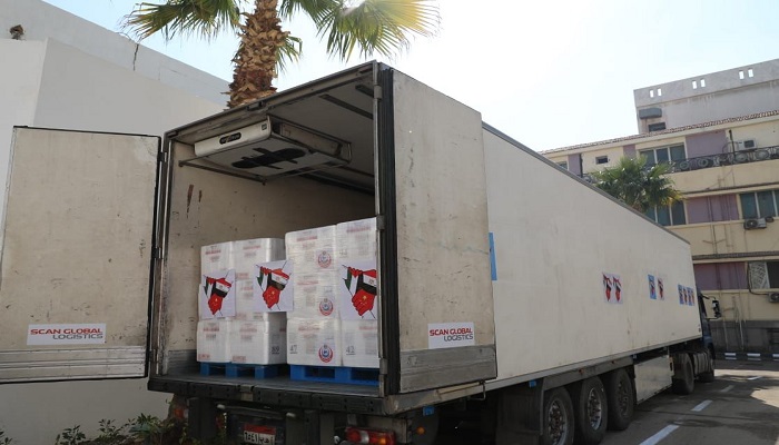 القاهرة: سفارتنا تتسلم 500 ألف جرعة لقاح لقطاع غزة 