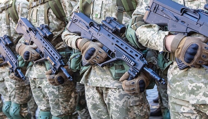 دول أوروبية تعلن تقديم أسلحة لأوكرانيا
