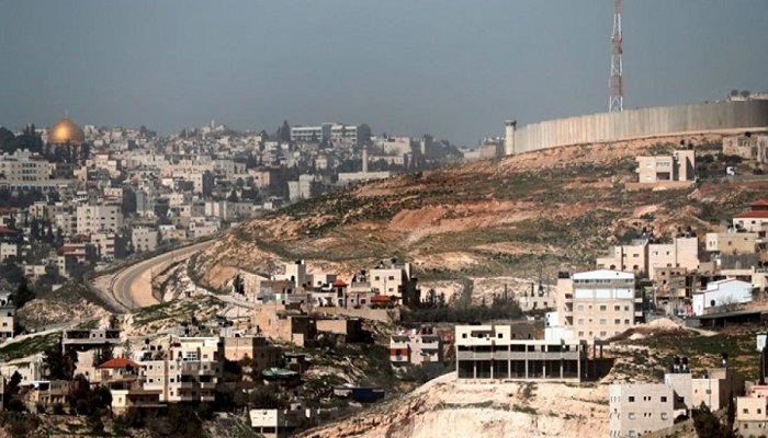 الاحتلال يصادق على بناء 1500 وحدة استيطانية بالتلة الفرنسية في القدس
