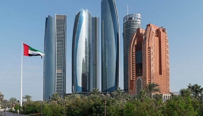 دبي تفرض غرامة على استخدام الأكياس البلاستيكية

