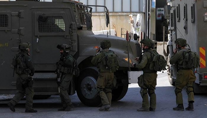 قوات إسرائيلية خاصة تختطف مدرسا من جنين
