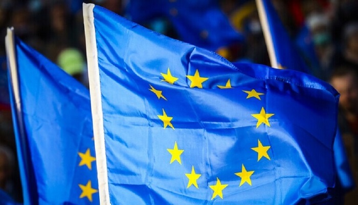 الاتحاد الأوروبي يحظر تصدير الكماليات إلى روسيا
