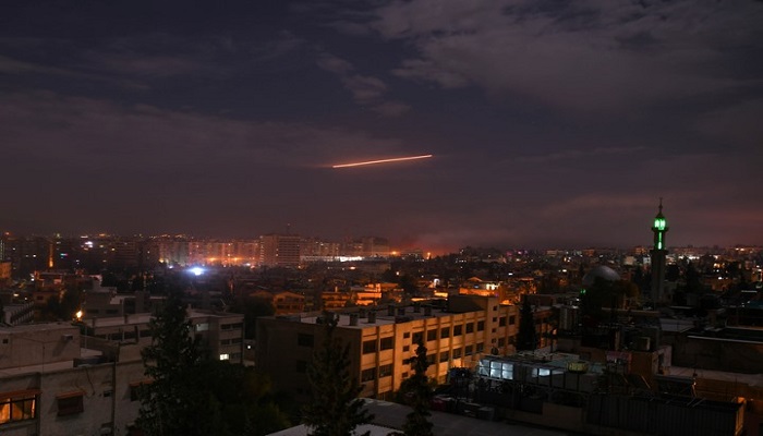استشهاد سوريين في قصف إسرائيلي جنوب العاصمة
