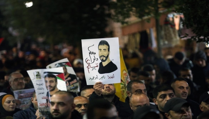نادي الأسير: الاحتلال ينفّذ عملية قتل بطيء بحقّ الأسير ناصر أبو حميد
