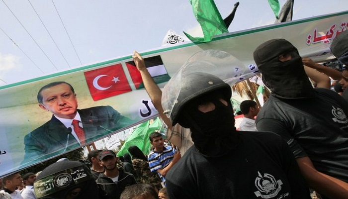صحيفة عبرية: تركيا رحّلت أعضاء في حماس من أراضيها بطلب إسرائيلي

