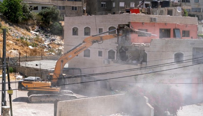 الخارجية تدين هدم بناية عائلة الرجبي في سلوان