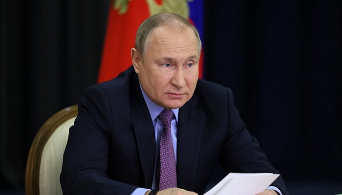 بوتين: الاقتصاد الروسي سيظل مفتوحا
