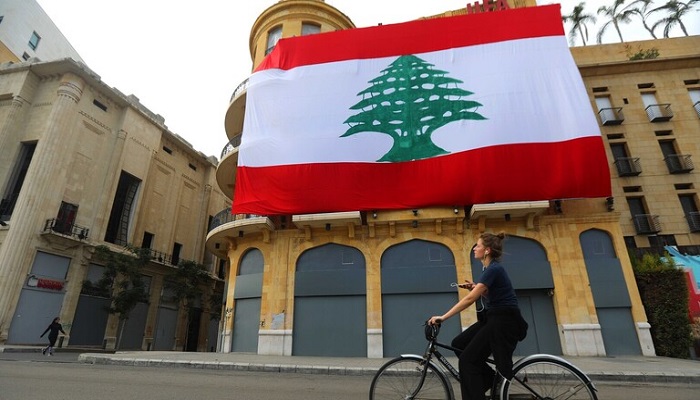 انهيار غير مسبوق لليرة اللبنانية أمام الدولار
