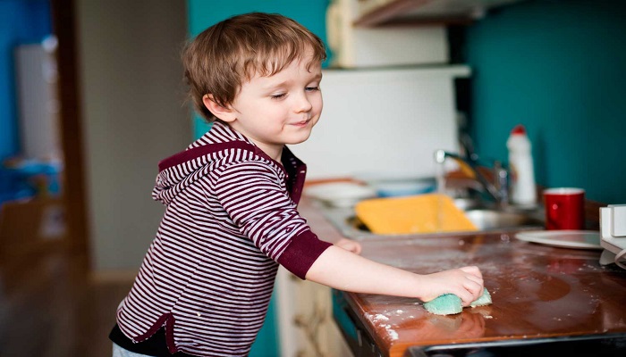دراسة: مشاركة الأطفال في الأعمال المنزلية قد يجعلهم أكثر ذكاء
