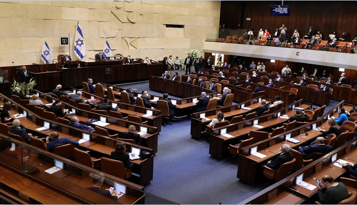 في الطريق لحل الكنيست.. ما هي نتائج استطلاعات الرأي للانتخابات الإسرائيلية؟ 