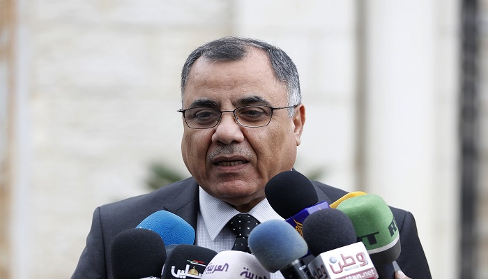ملحم يعلن عن وجود تحركات بين مجلس الوزراء والأردن لحل أزمة معبر الكرامة 