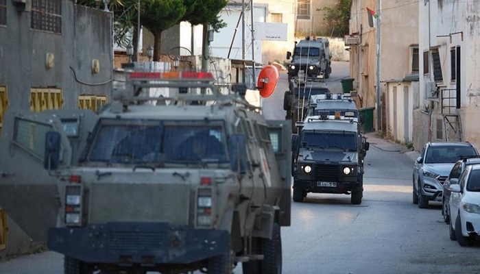 قوات الاحتلال تقتحم مخيم شعفاط وبلدة سلوان بالقدس المحتلة 
