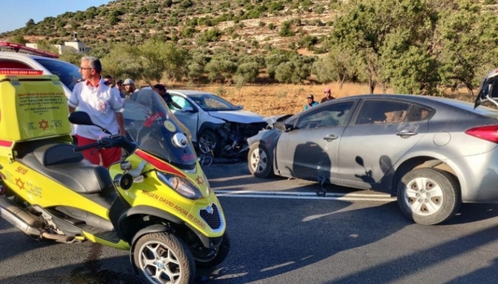 إصابات إحداها حرجة جرّاء حادث على طريق رام الله- نابلس
