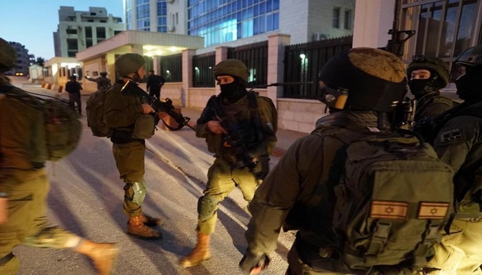 إصابات في اعتداء للمستوطنين وجيش الاحتلال جنوب غرب نابلس

