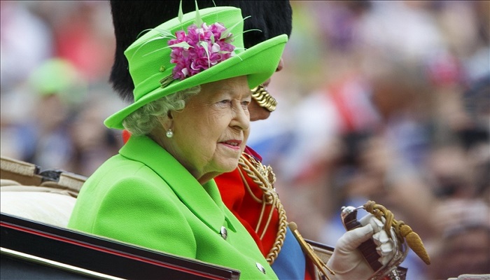 الكشف عن قيمة ثروة ملكة بريطانيا
