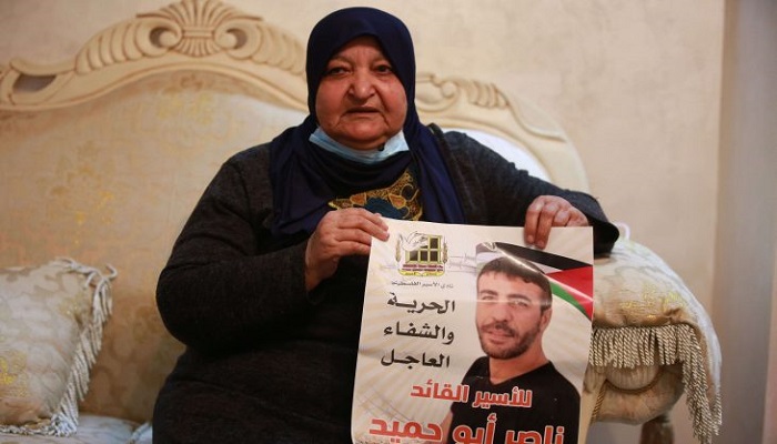 الاحتلال ينظر قريبا في طلب إفراج مبكر عن الأسير أبو حميد