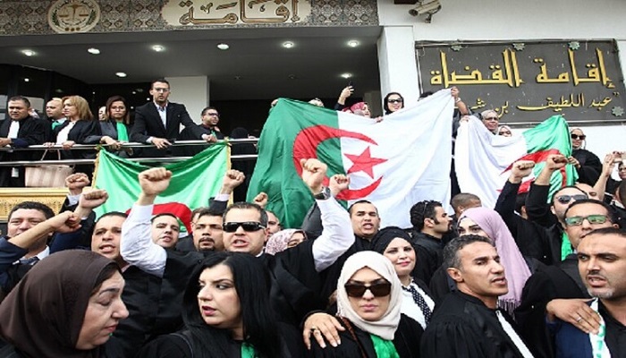 بيان لقضاة الجزائر حول اجتماع 