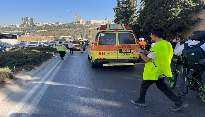 إصابة مستوطن بجراح في القدس 