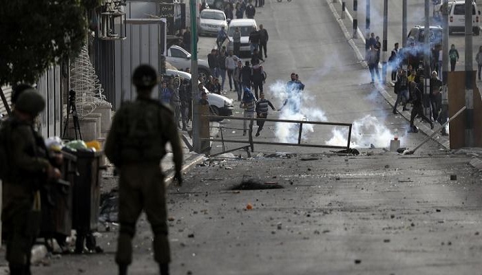إصابات بالاختناق خلال اقتحام الاحتلال مدينة سلفيت