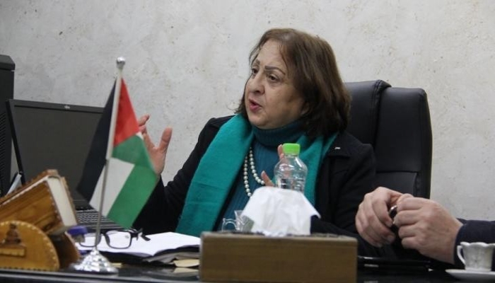 وزيرة الصحة تشكّل