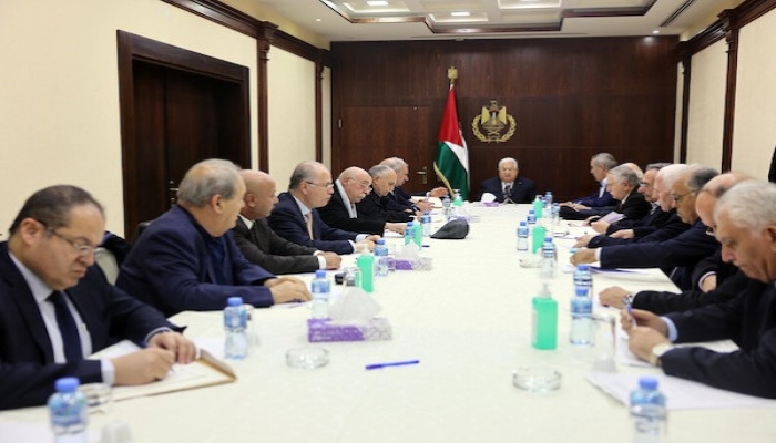 الرئيس بمستهل اجتماع