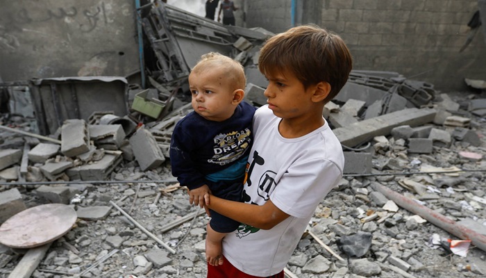 هكذا تحول الصواريخ الإسرائيلية حياة الأطفال في غزة إلى 