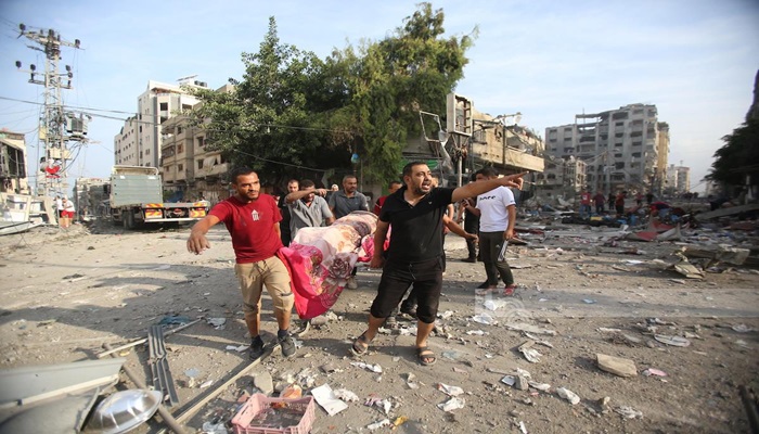 10 شهداء بعد قصف طائرات الاحتلال لمنزل في خان يونس
