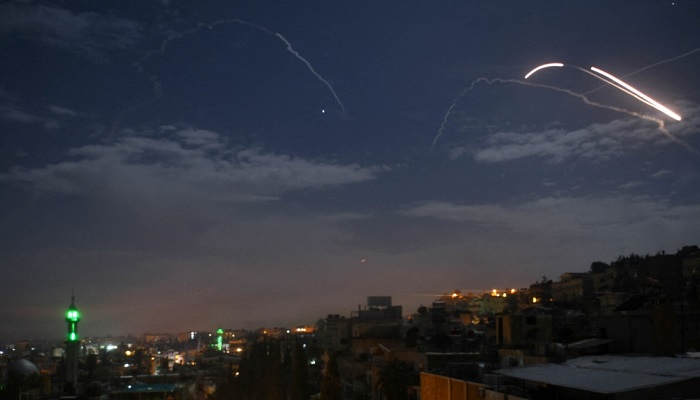 قصف إسرائيليّ يستهدف محيط العاصمة السورية