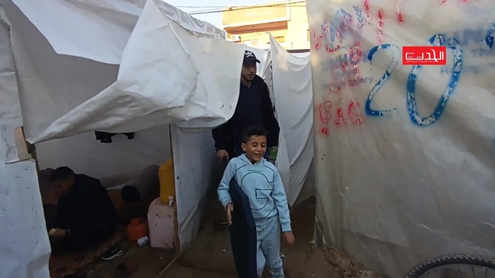 أحمد خليل.. شاهد نجا بأعجوبة من غارة مدمرة على مدرسة شادية أبو غزالة في بيت لاهيا

