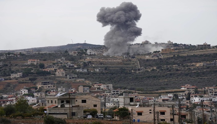 الاحتلال يجدد قصف بلدات في جنوب لبنان
