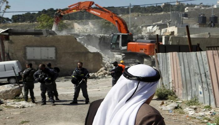 الاحتلال يهدم منزلا وحظيرتي أغنام في فصايل شمال أريحا
