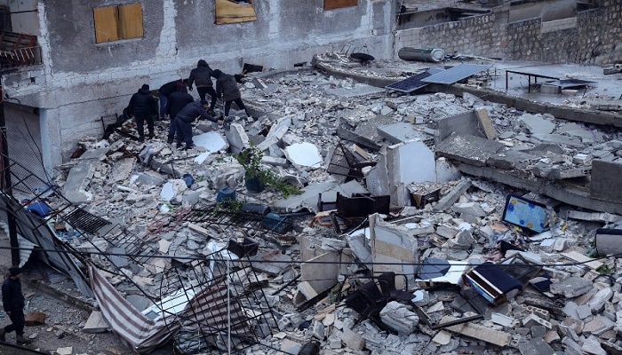 محدث|أكثر من 2458 قتيلا في سوريا وتركيا إثر زلزال مدمر