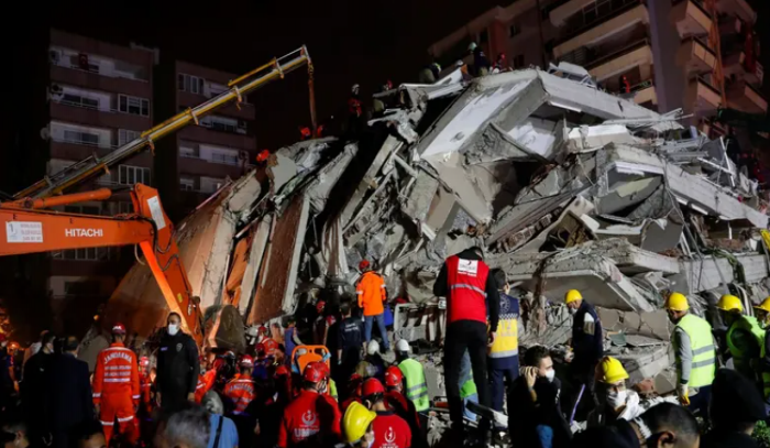 ارتفاع ضحايا زلزال تركيا وسوريا إلى أكثر من 3616 قتيل
