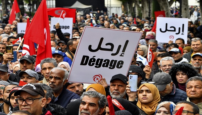 المعارضة التونسية تعلن رفضها البرلمان الجديد وتمسكها بدستور 2014
