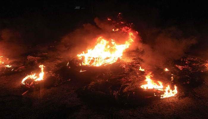  مستوطنون يحرقون منزلا في سنجل شمال رام الله ونجاة عائلة عواشرة بأعجوبة
