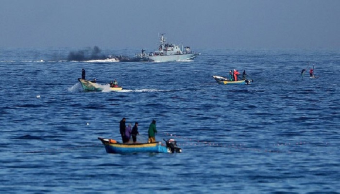 بحرية الاحتلال تعتقل 4 صيادين قبالة شاطئ رفح
