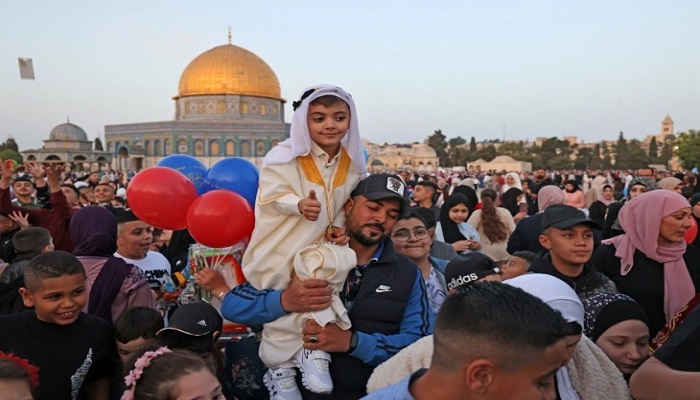 مفتي فلسطين: غدا الجمعة أول أيام عيد الفطر
