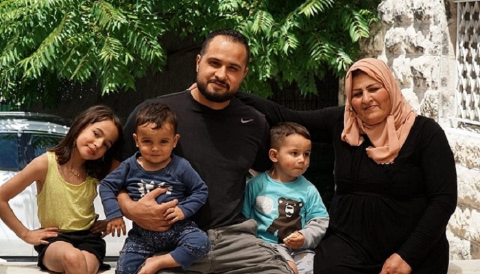 بعد 30 عاما من المحاكم: عائلة سمرين تنتزع اعترافا من الاحتلال بملكية بيتها بسلوان
