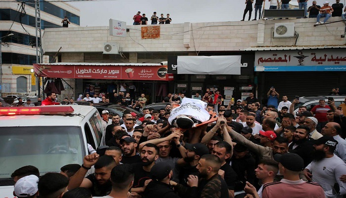 بعد احتجاز دام 55 يوما: تشييع جثامين الشهداء الثلاثة في نابلس