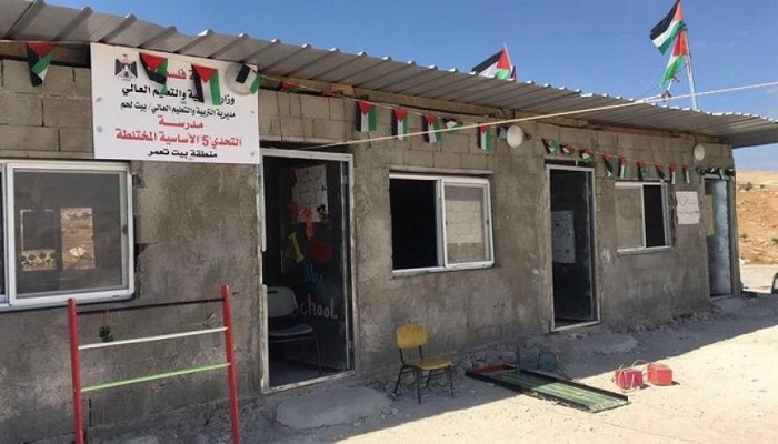 الاحتلال يهدم مدرسة تحدي 5 الاساسية المختلطة في بيت تعمر شرق بيت لحم
