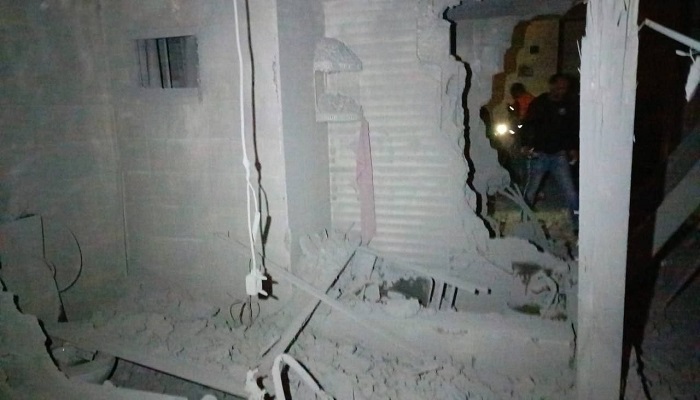 الاحتلال يفجر منزل عائلة الأسير كمال جوري في نابلس
