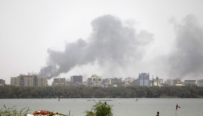 السودان: تواصل الاشتباكات في الخرطوم والسفارة الأمريكية تصدر بيانا
