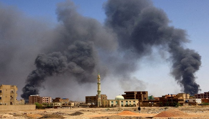 السودان: تصاعد وتيرة القصف والاشتباكات بالخرطوم
