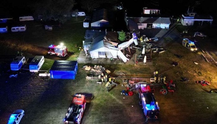 خمسة قتلى في تحطم طائرة صغيرة في بولندا
