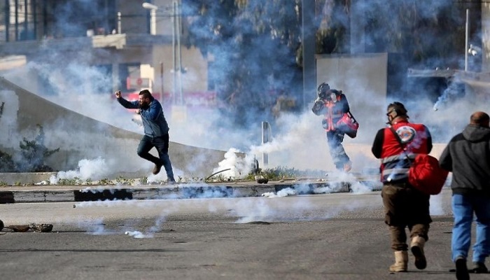 مواجهات مع الاحتلال في محيط جامعة بوليتكنك فلسطين بمدينة الخليل
