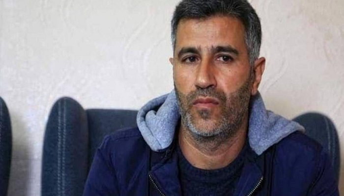 المعتقل الإداري عمر كميل يعلّق إضرابه عن الطعام
